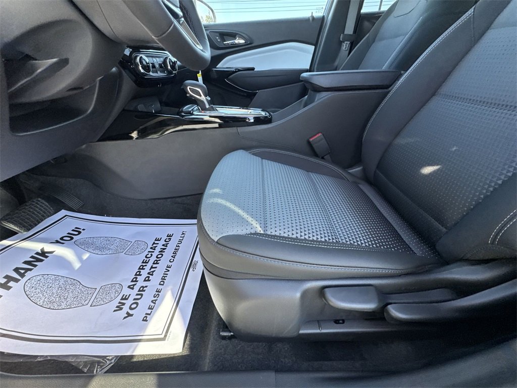New 2026 Chevrolet Trax LT w/ Driver Confidence Package image 12