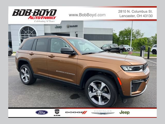 New 2026 Jeep Grand Cherokee Limited w/ Luxury Tech Group II AWD/4WD image 1