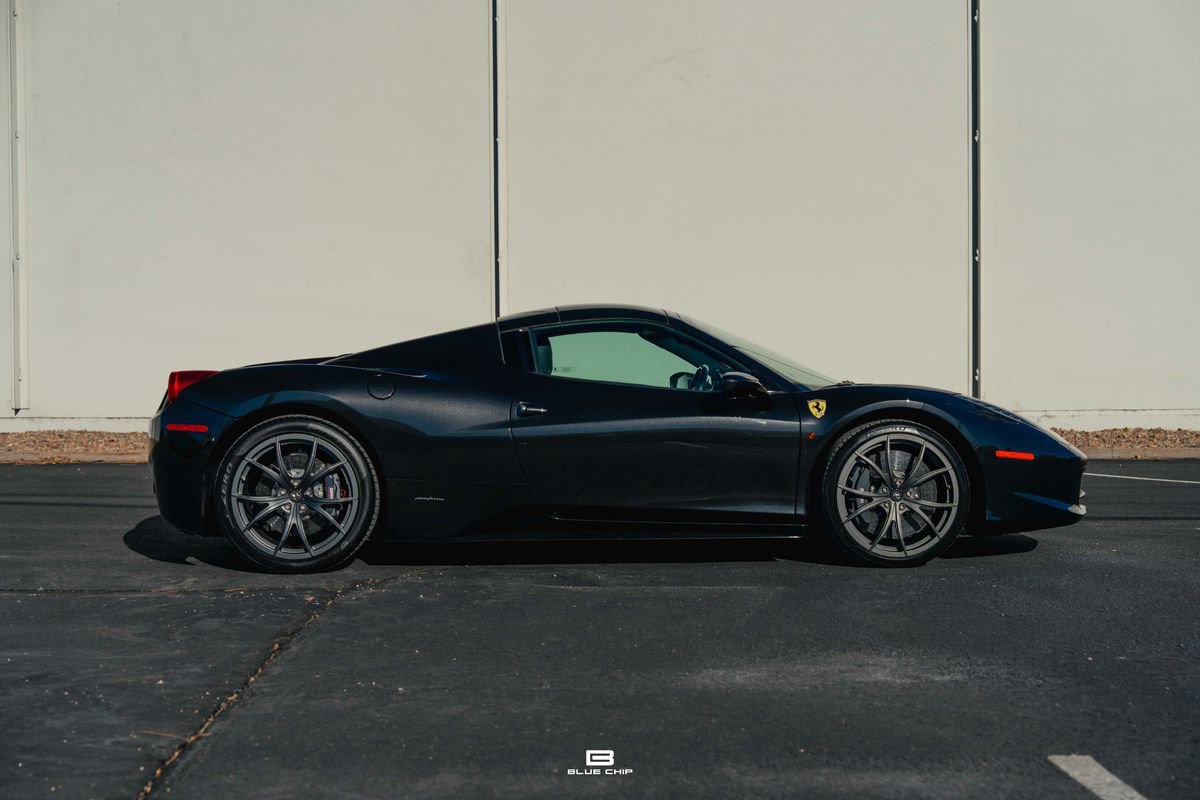 Used 2014 Ferrari 458 Spider image 9