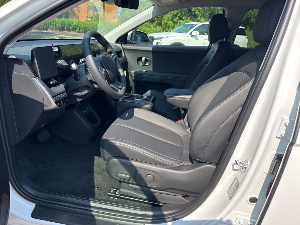 New 2025 Hyundai Ioniq 5 SEL image 13