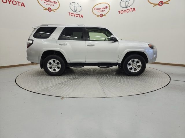 Used 2018 Toyota 4Runner SR5 Premium AWD/4WD image 3