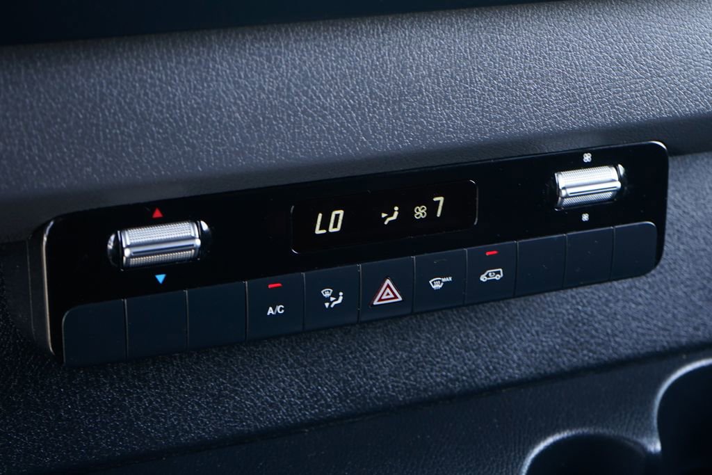 Used 2019 Mercedes-Benz Sprinter 170 Cargo image 30