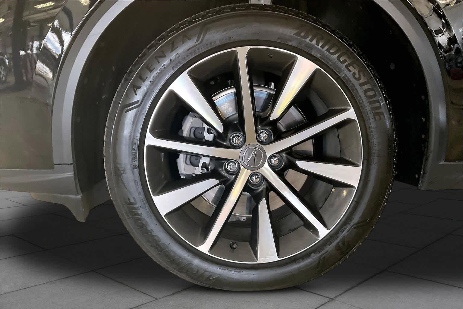 Used 2025 Acura MDX FWD w/ Technology Package image 10