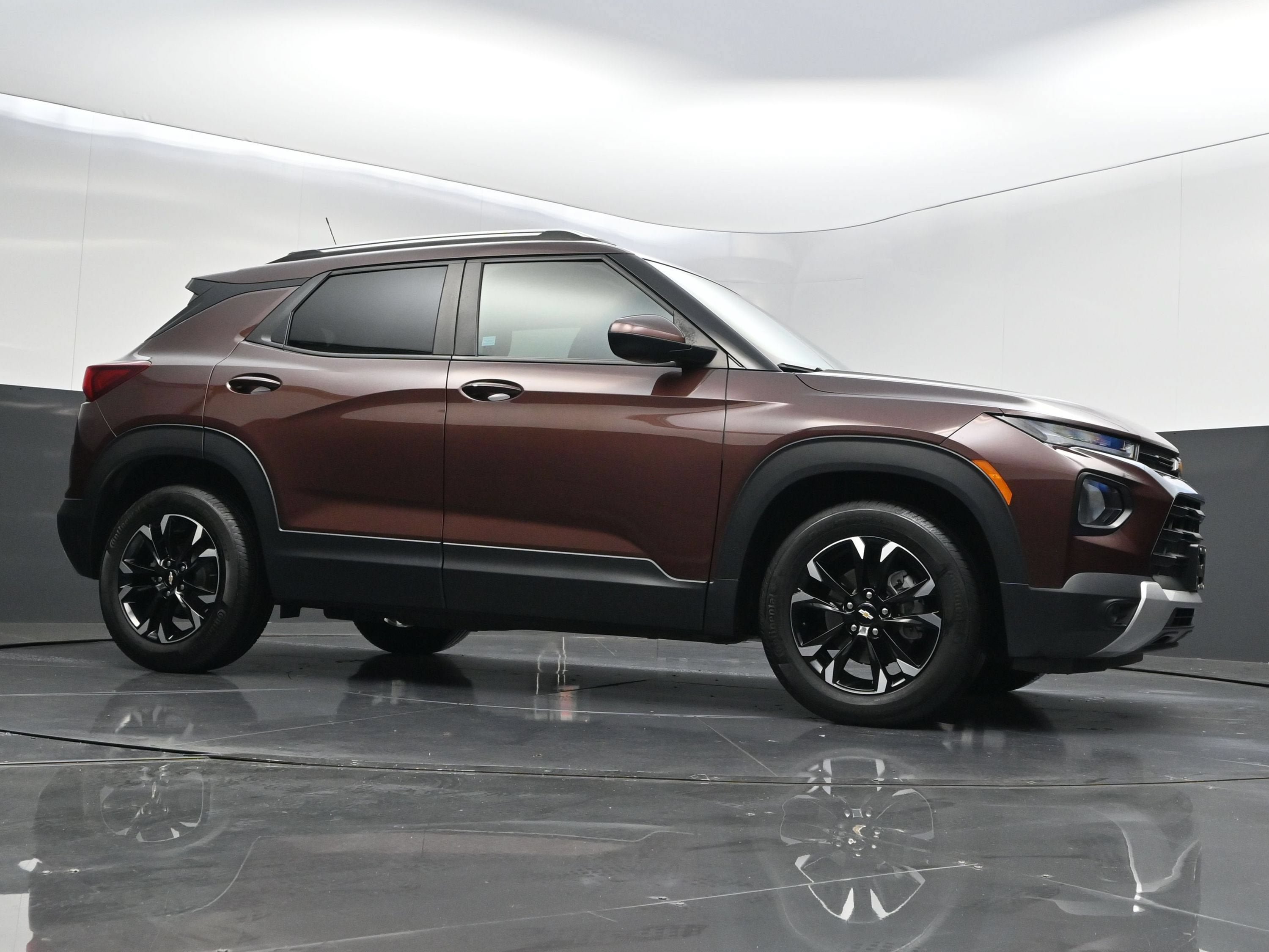 Certified 2023 Chevrolet TrailBlazer LT FWD image 41