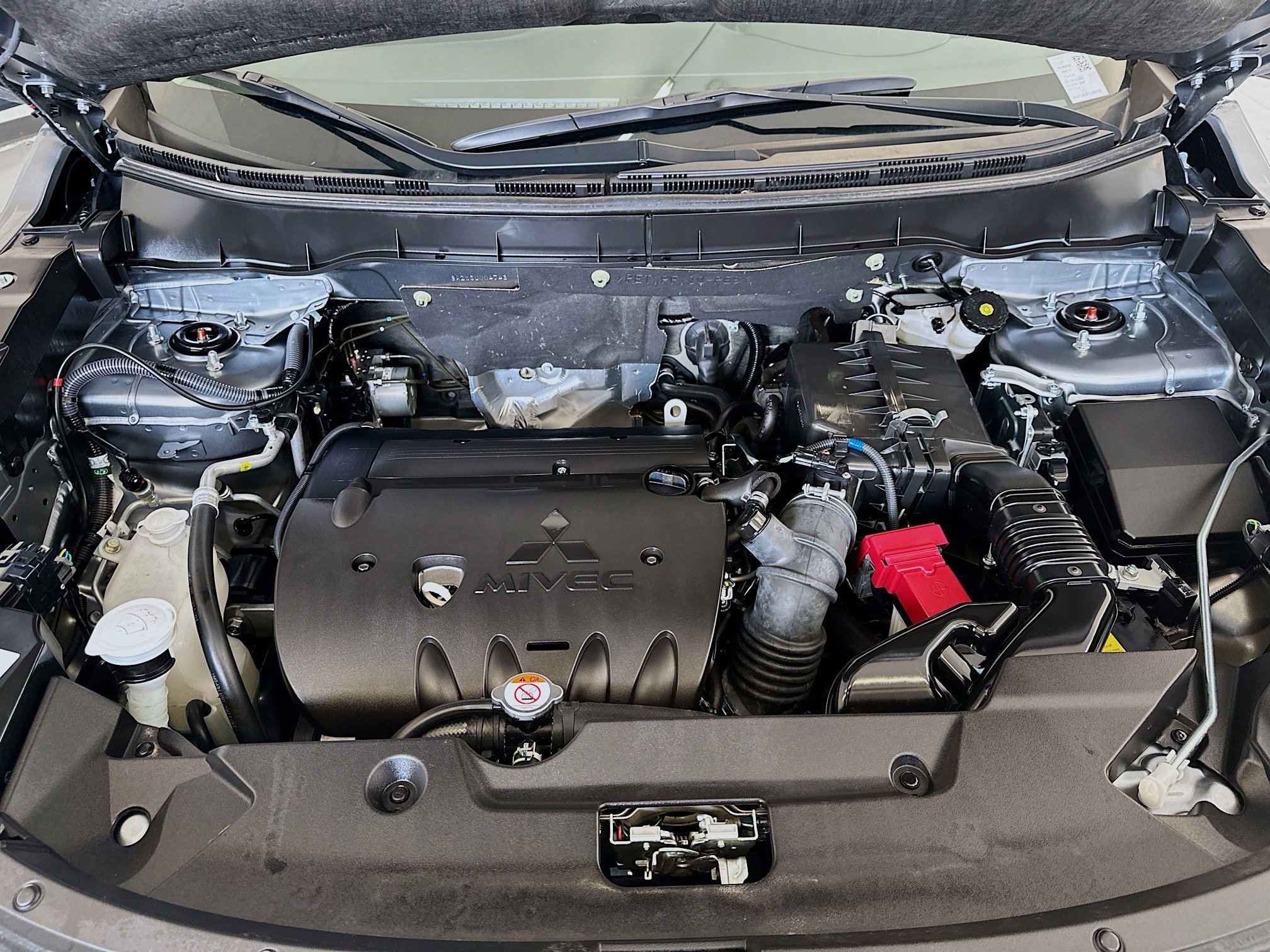 Used 2025 Mitsubishi Outlander Sport SE image 33