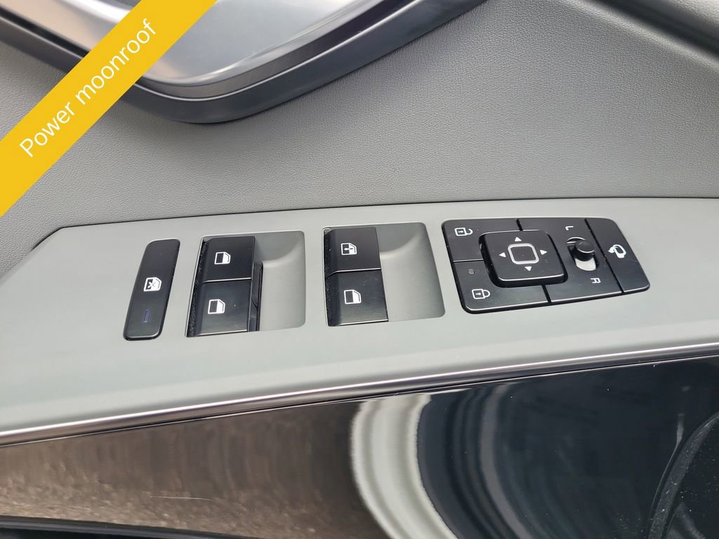 Certified 2023 Kia Niro EX Touring image 13