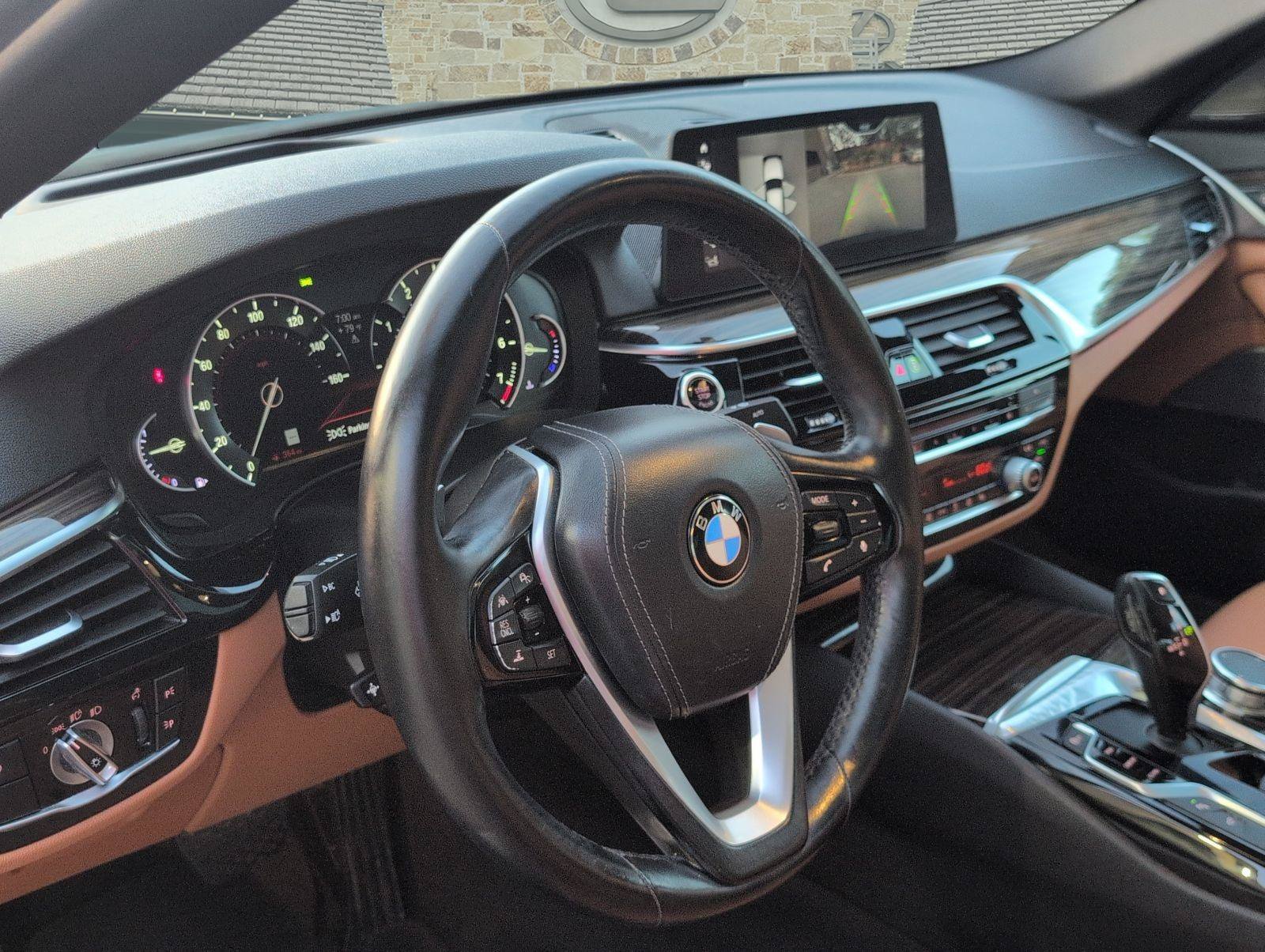 Used 2017 BMW 540i RWD image 7