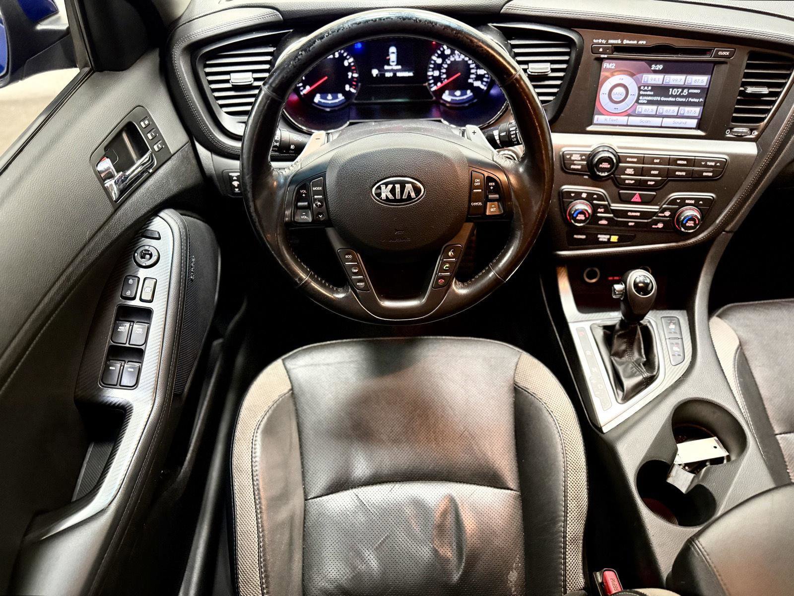 Used 2013 Kia Optima SX w/ Premium Touring Pkg FWD image 2
