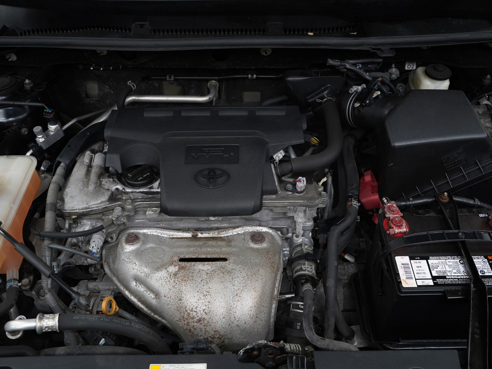 Used 2018 Toyota RAV4 XLE AWD/4WD image 28