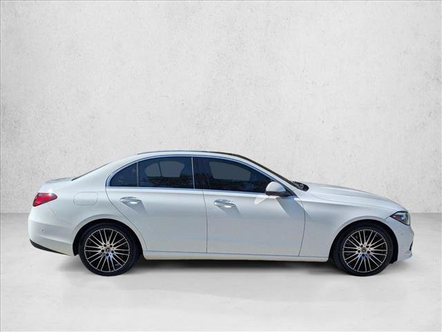 Used 2025 Mercedes-Benz C 300 4MATIC Sedan image 4