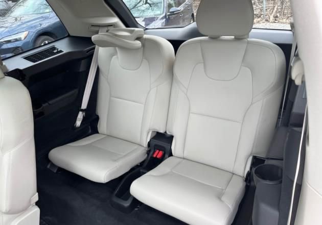 Used 2024 Volvo XC90 T8 Plus w/ Protection Package AWD/4WD image 8
