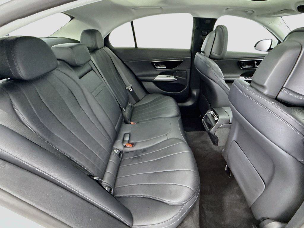 Certified 2024 Mercedes-Benz E 350 4MATIC Sedan image 21
