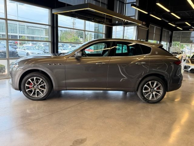 Used 2021 Maserati Levante AWD/4WD image 2