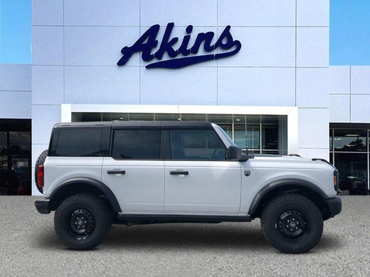 New 2026 Ford Bronco Big Bend w/ Black Diamond Package
