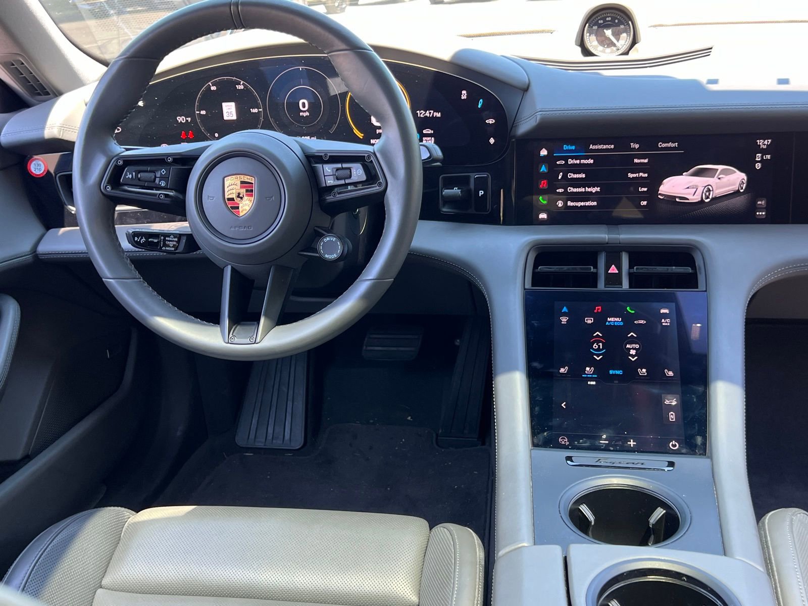 Certified 2022 Porsche Taycan 4S image 16