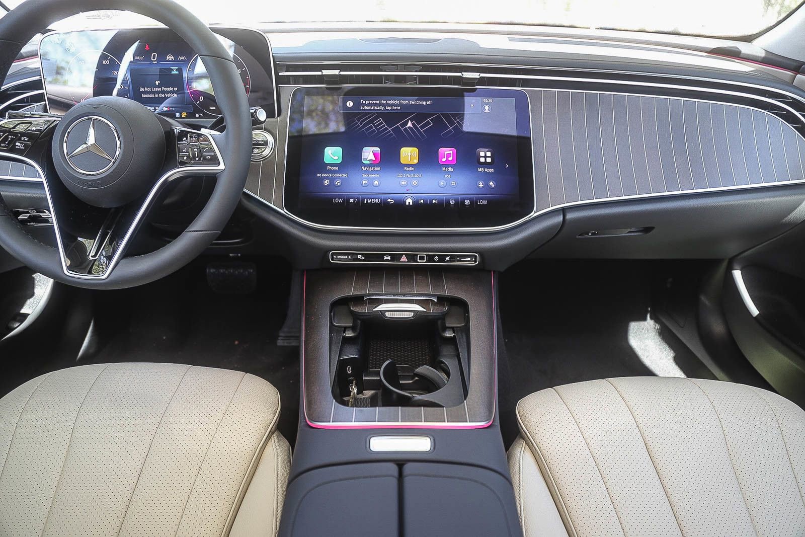 New 2026 Mercedes-Benz E 350 4MATIC Sedan image 10