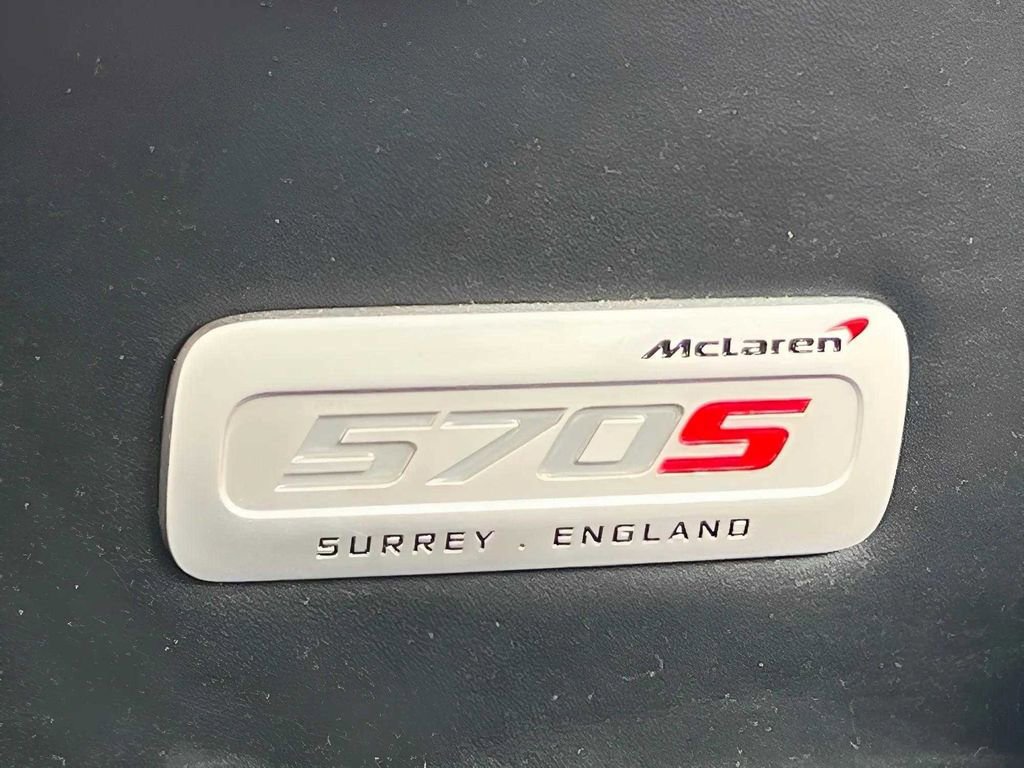 Used 2018 McLaren 570S Spider image 23