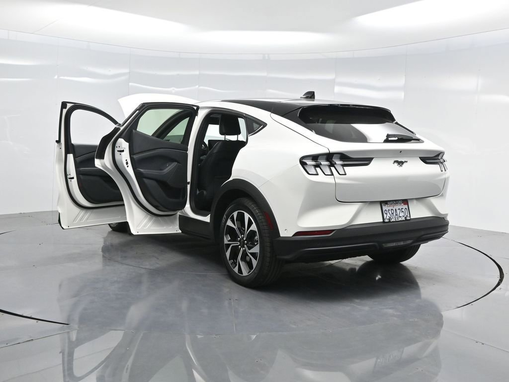 New 2024 Ford Mustang Mach-E Select image 27