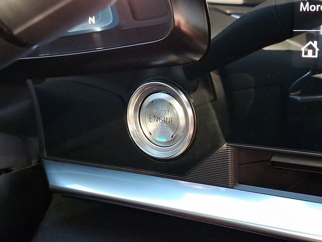 Used 2023 Chevrolet Corvette Stingray Coupe w/ Z51 Performance Package image 21