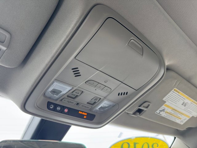 Used 2019 Cadillac XT4 Luxury w/ Cold Weather Package image 19