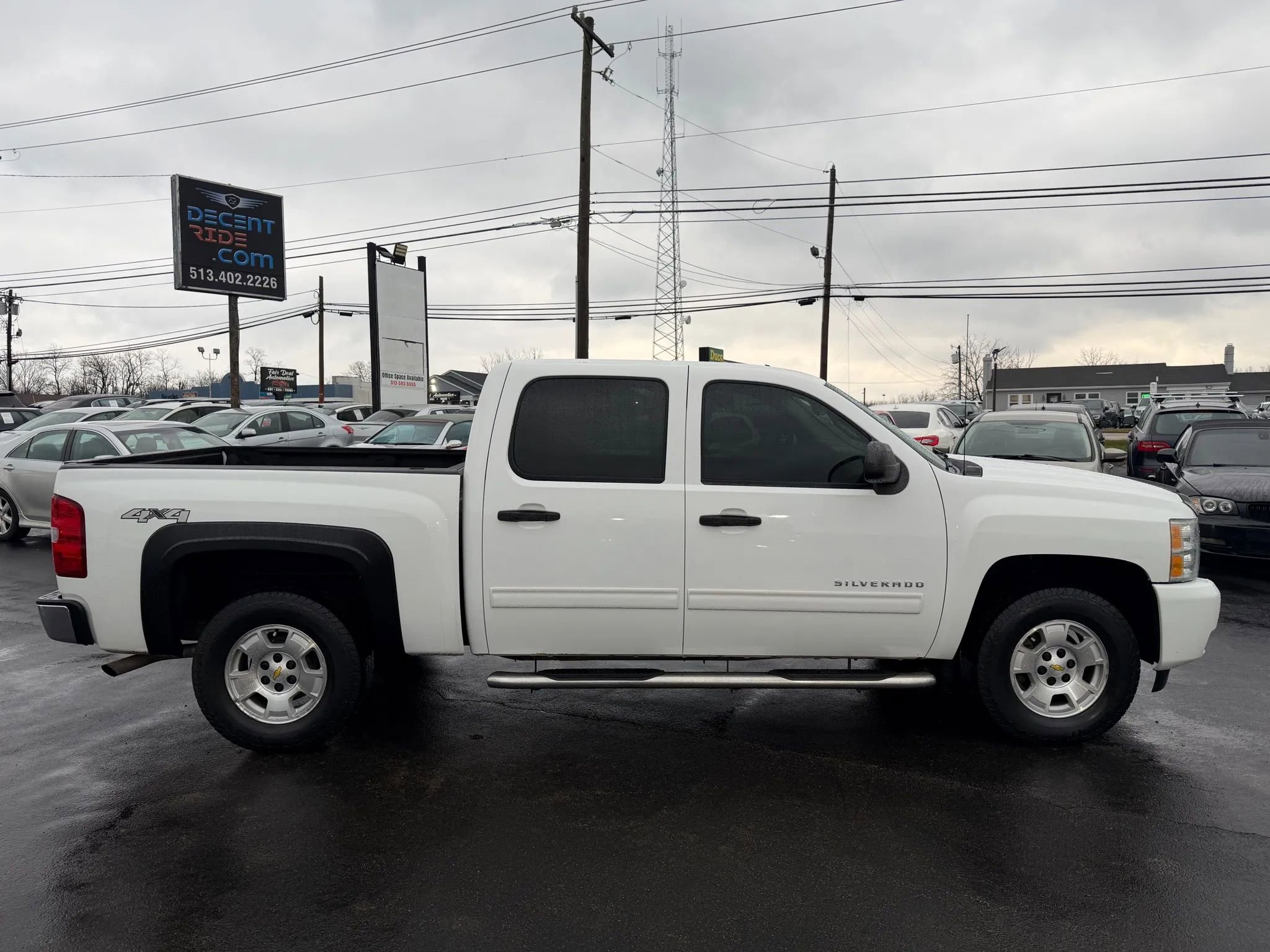 Used 2010 Chevrolet Silverado 1500 LT w/ Power Pack Plus image 2