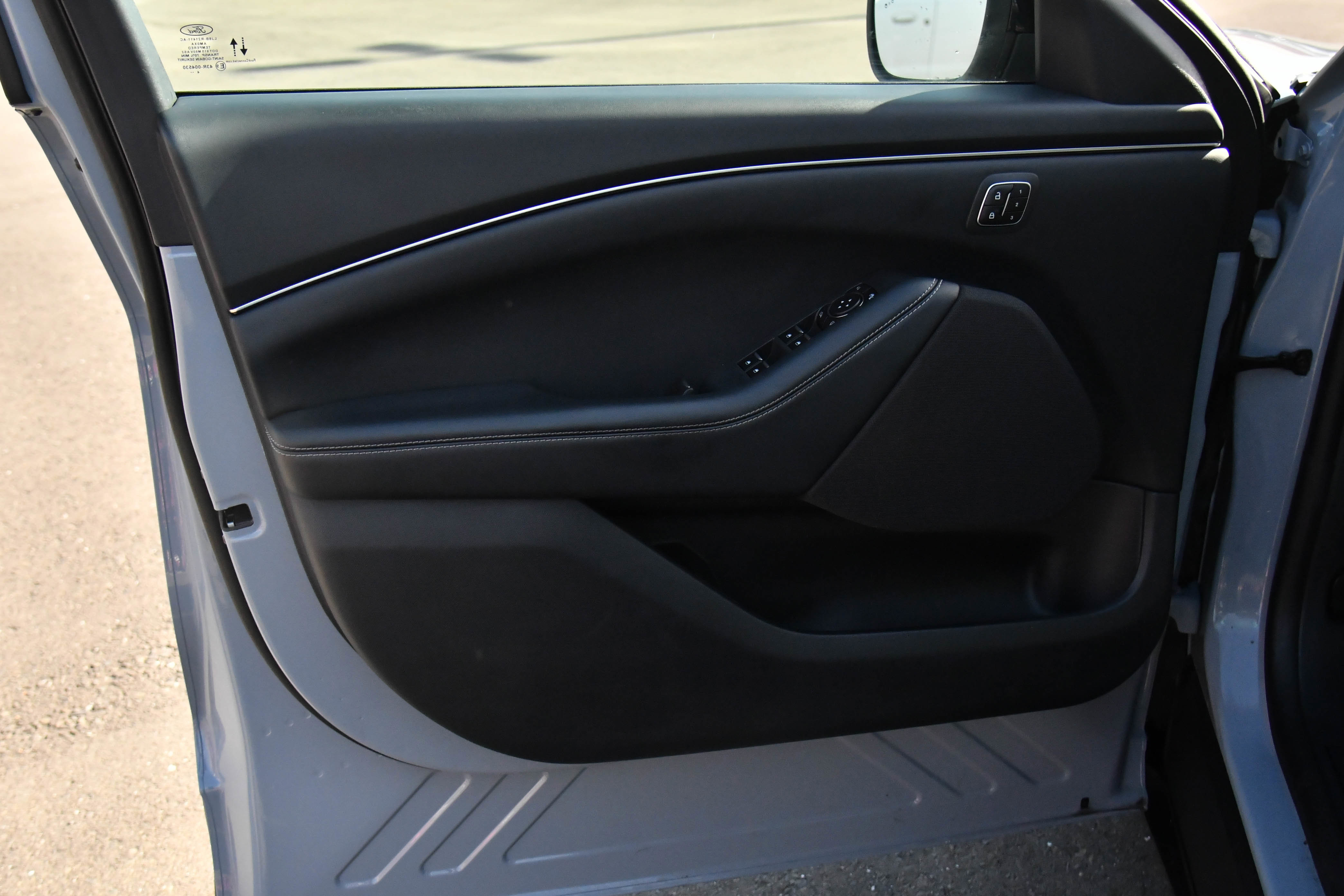 Used 2024 Ford Mustang Mach-E Select w/ Comfort Package Lite image 14