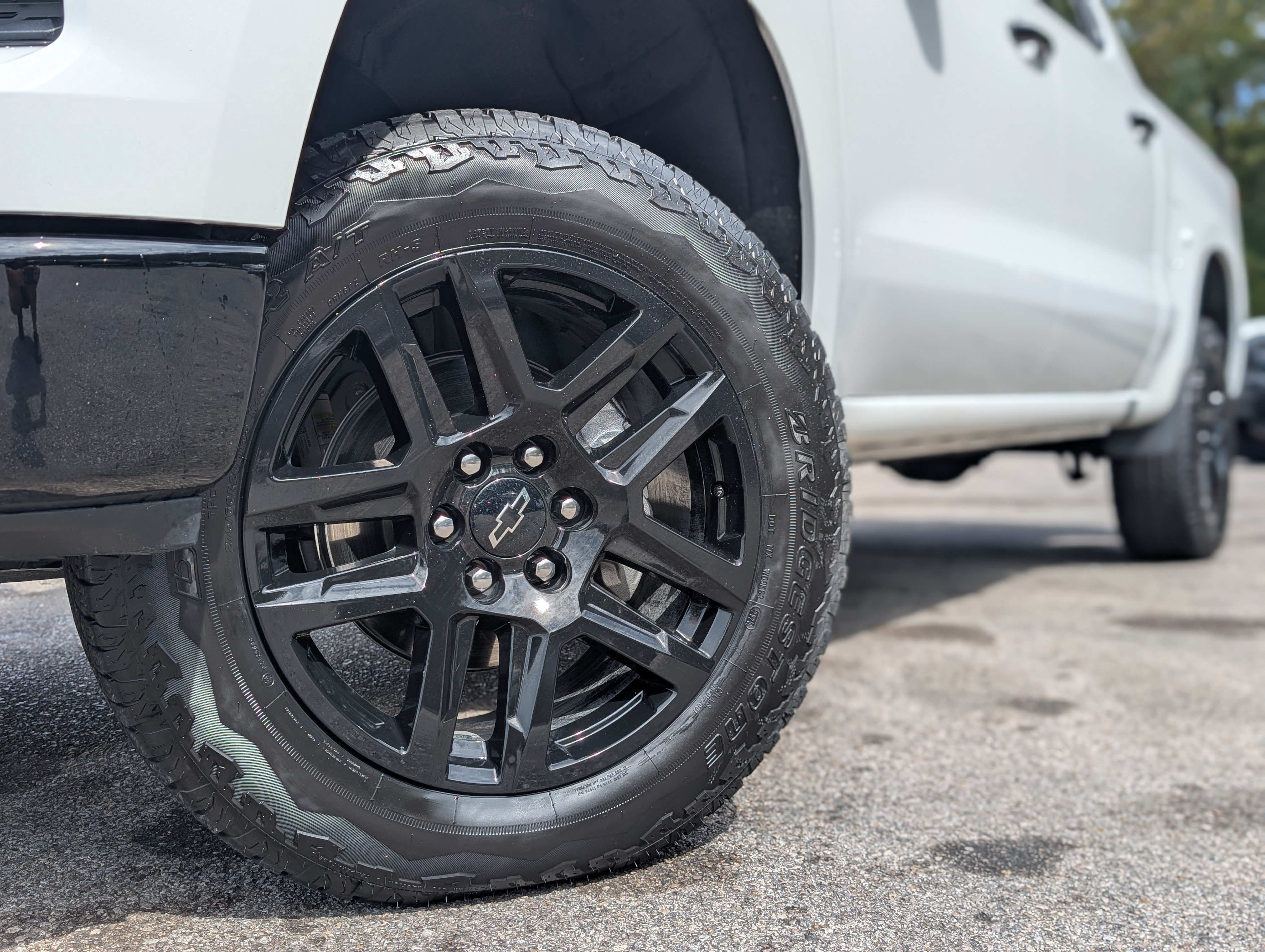 Used 2026 Chevrolet Silverado 1500 LT Trail Boss w/ LT Trail Boss Premium Package AWD/4WD image 35