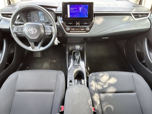 Used 2025 Toyota Corolla LE FWD image 11