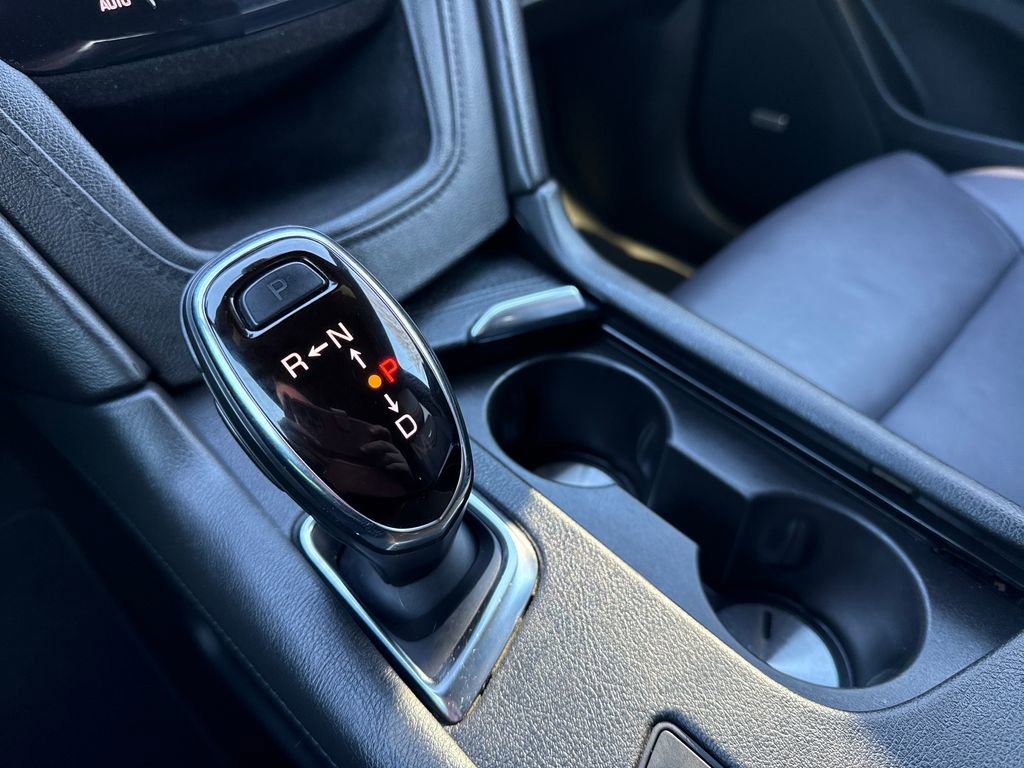 Used 2017 Cadillac XT5 Luxury image 28