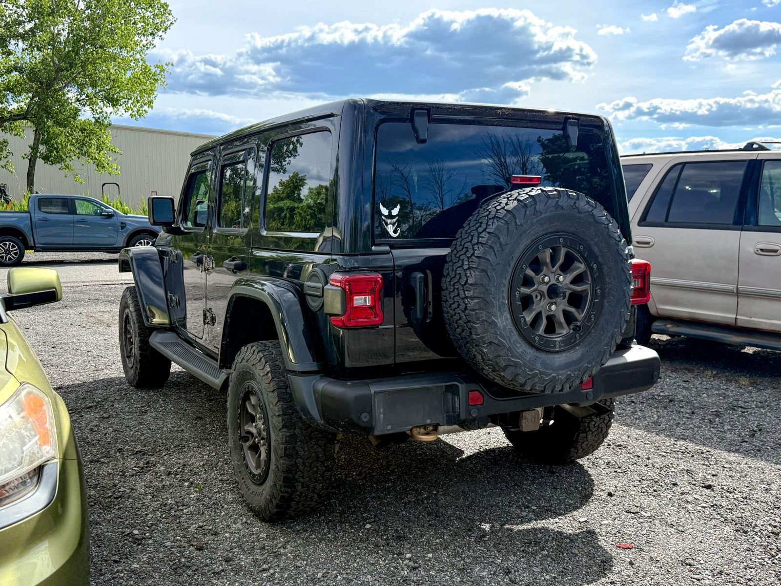Used 2023 Jeep Wrangler Unlimited Rubicon 392 w/ Trailer Tow Package AWD/4WD image 4