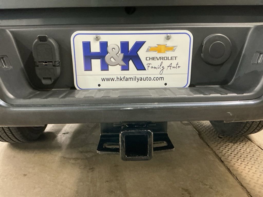 Used 2016 Chevrolet Colorado W/T w/ WT Convenience Package image 8