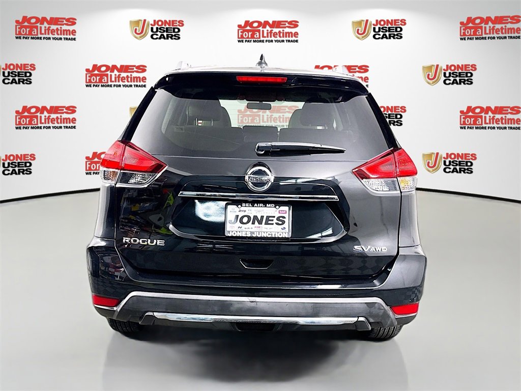 Used 2017 Nissan Rogue SV image 14