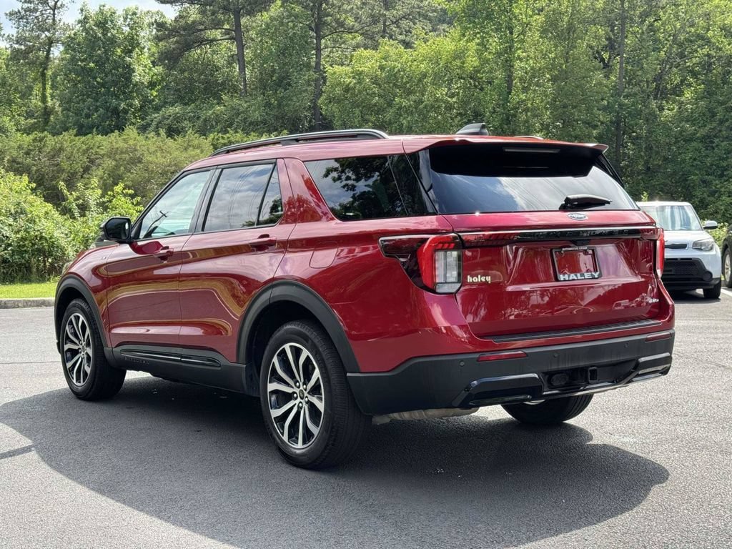 Used 2025 Ford Explorer ST-Line AWD/4WD image 24