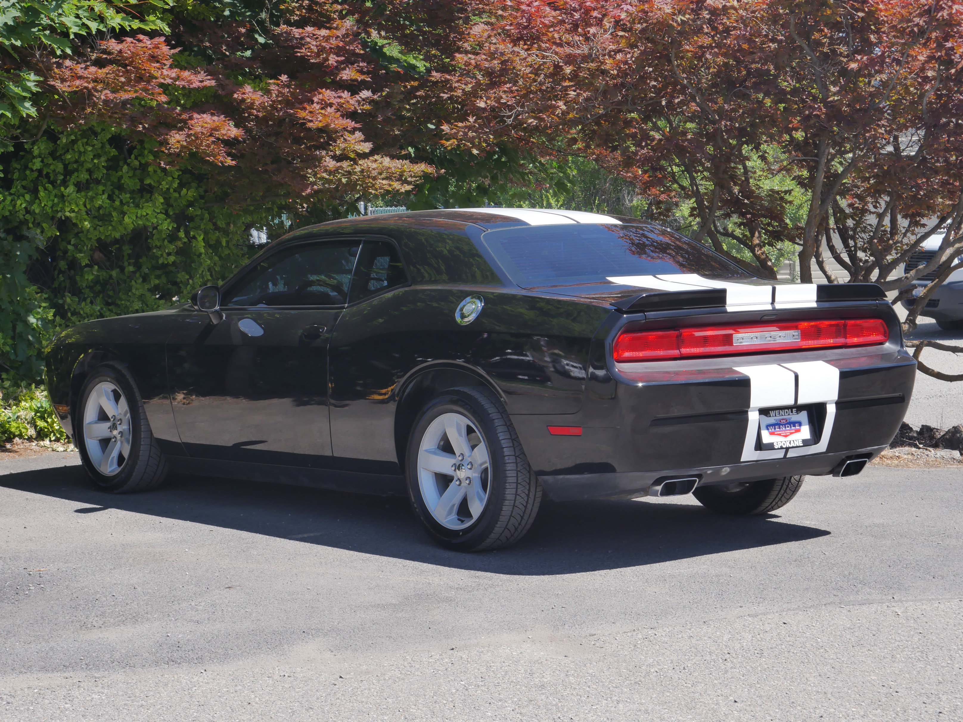 Used 2013 Dodge Challenger SXT RWD image 14