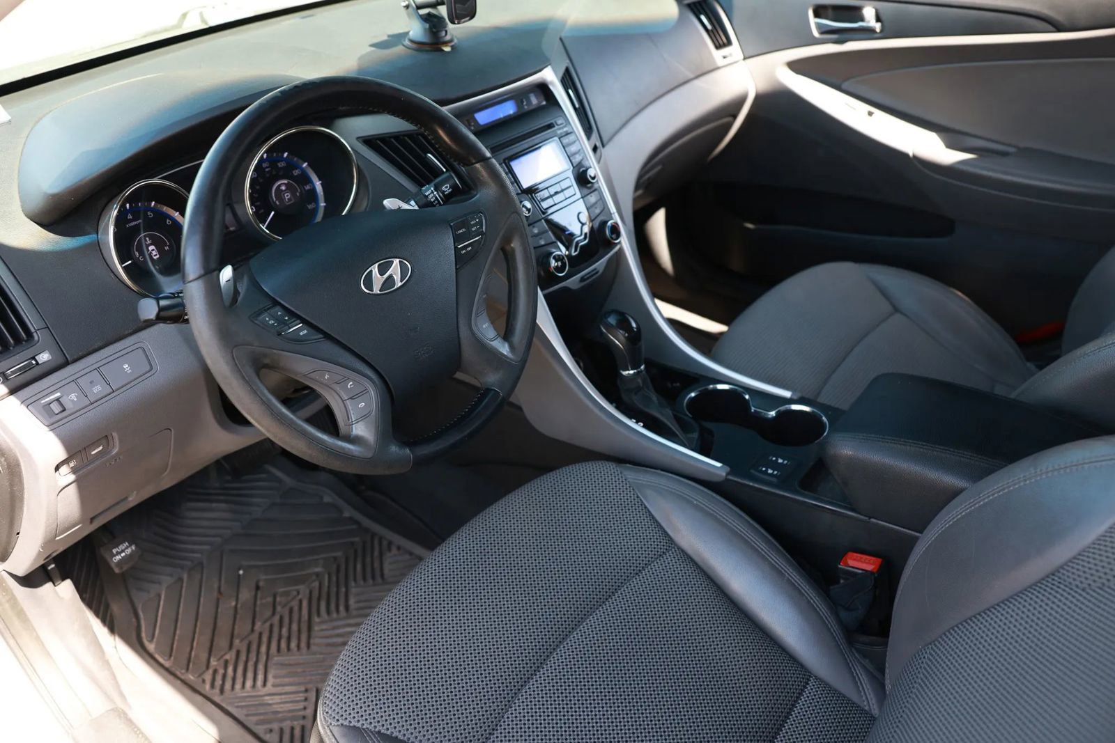 Used 2013 Hyundai Sonata SE image 13