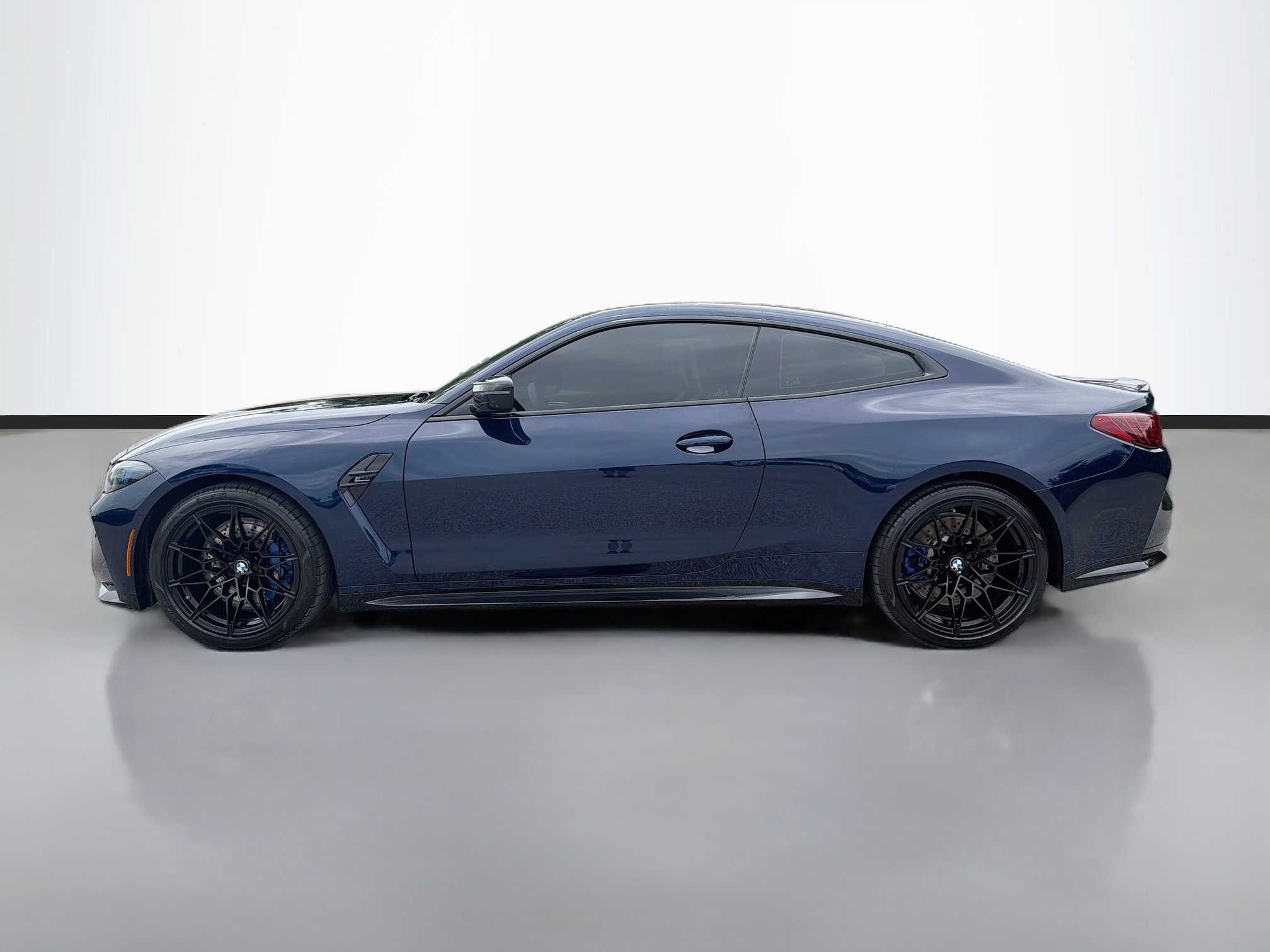 Used 2026 BMW M4 Competition RWD image 2