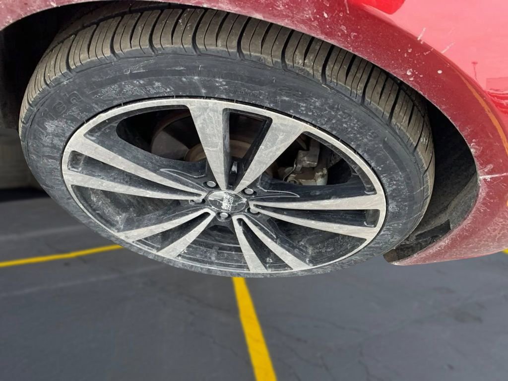 Used 2019 Ford Fusion Titanium image 27