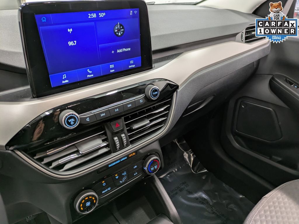 Used 2022 Ford Escape SE image 11