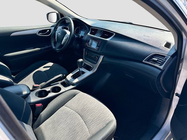 Used 2015 Nissan Sentra SV image 26