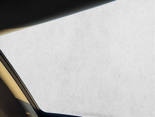 Used 2021 Buick Envision Avenir w/ Technology Package II image 16