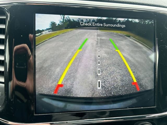 Used 2021 Jeep Grand Cherokee Laredo X RWD image 21