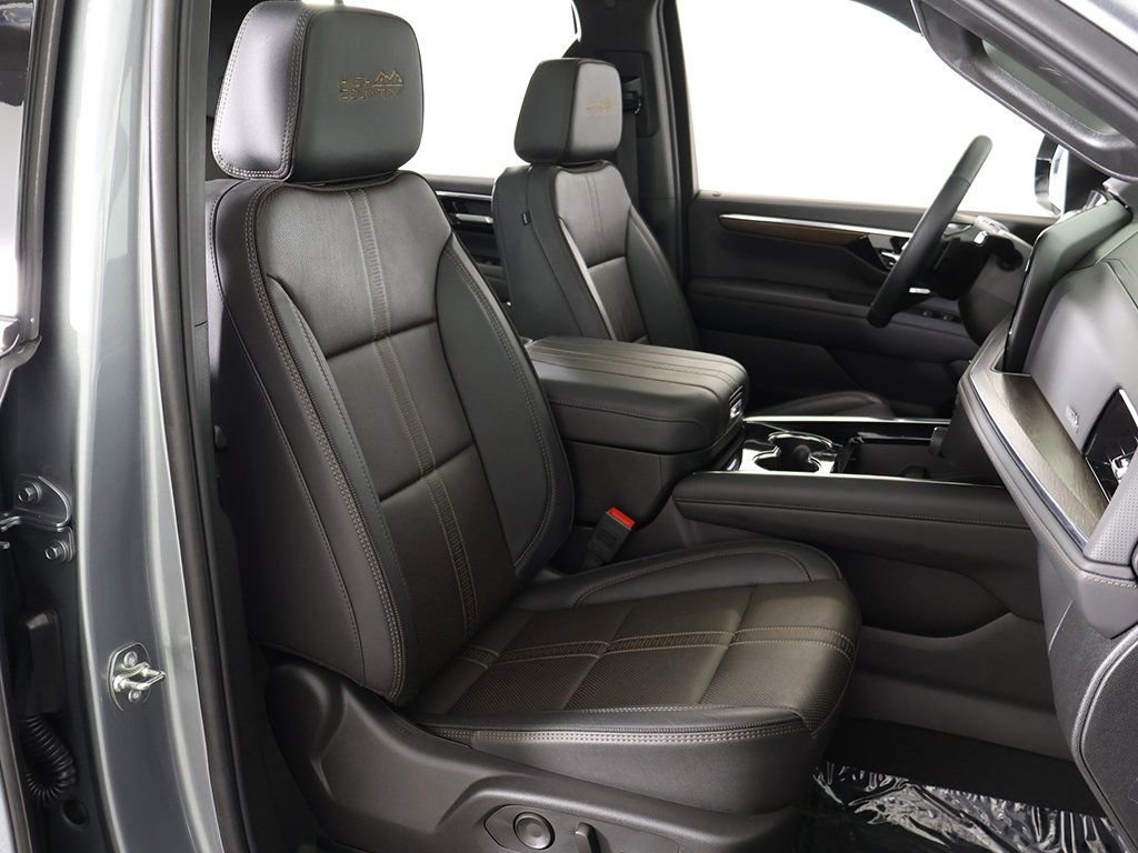 Used 2025 Chevrolet Tahoe High Country w/ Sun And Tow Package image 37