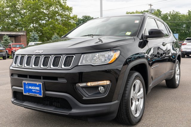 Used 2019 Jeep Compass Latitude AWD/4WD image 2