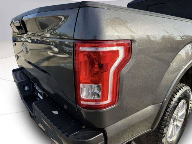 Used 2016 Ford F150 XLT w/ Equipment Group 302A Luxury AWD/4WD image 18
