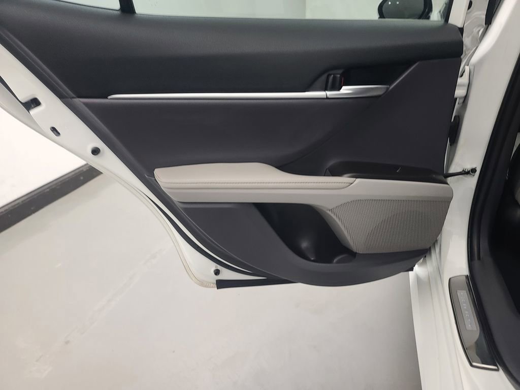 Used 2024 Toyota Camry XLE w/ Cold Weather Package image 20