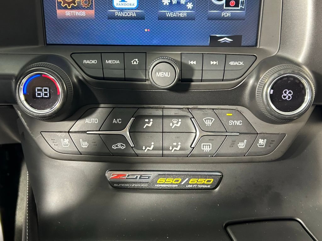 Used 2016 Chevrolet Corvette Z06 w/ 3LZ Preferred Equipment Group RWD image 27
