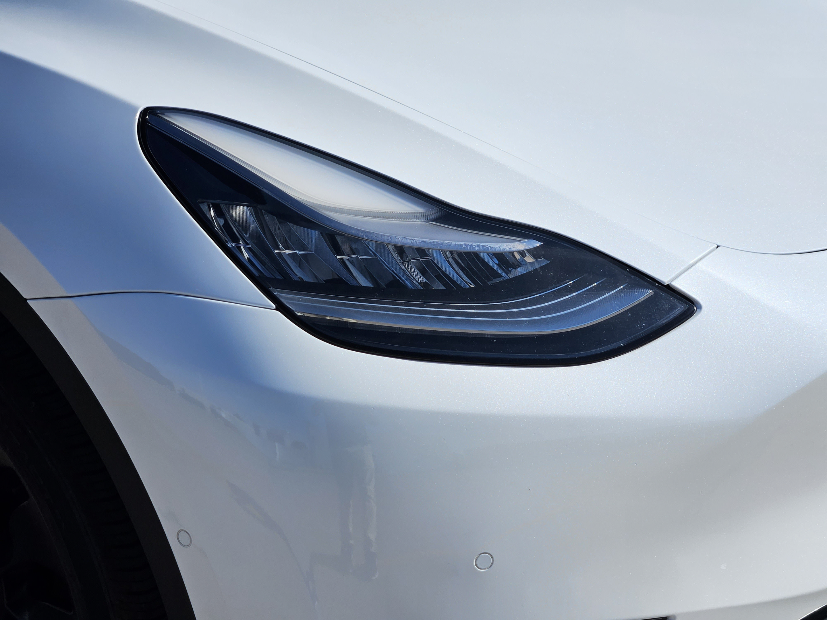 Used 2021 Tesla Model Y Long Range AWD/4WD image 26