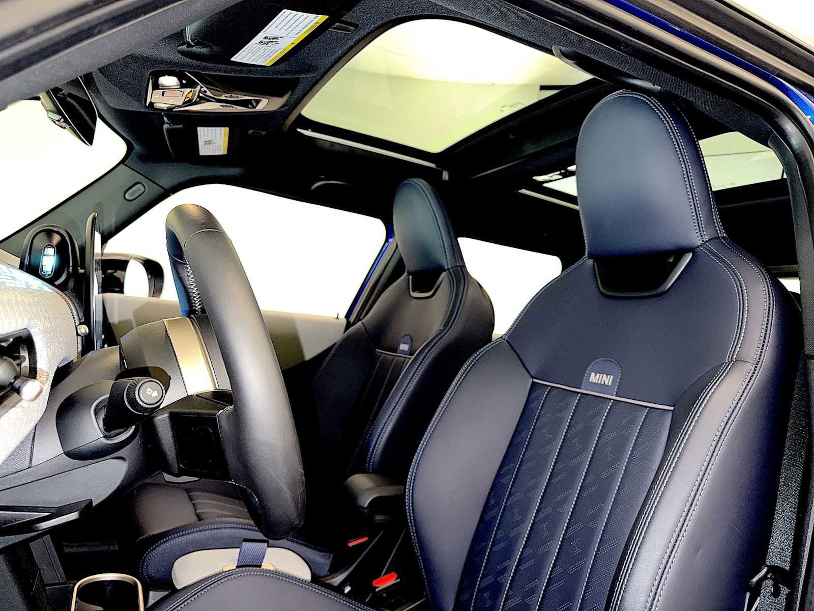Certified 2025 MINI Cooper S FWD image 20