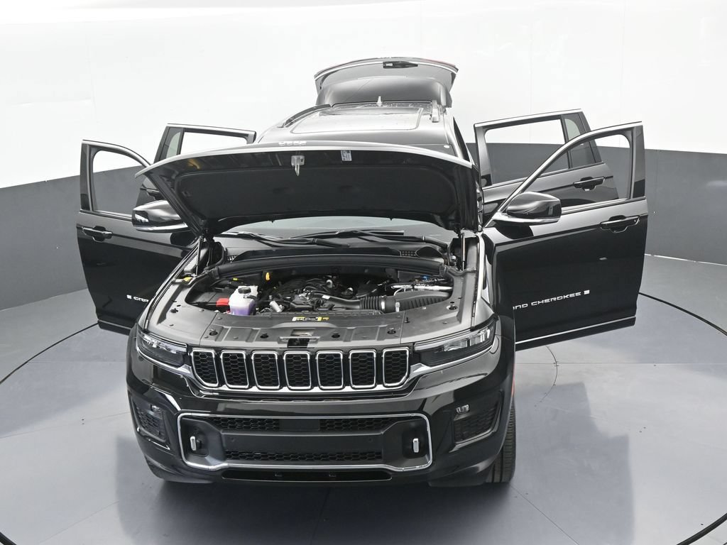 New 2025 Jeep Grand Cherokee L Overland AWD/4WD image 69