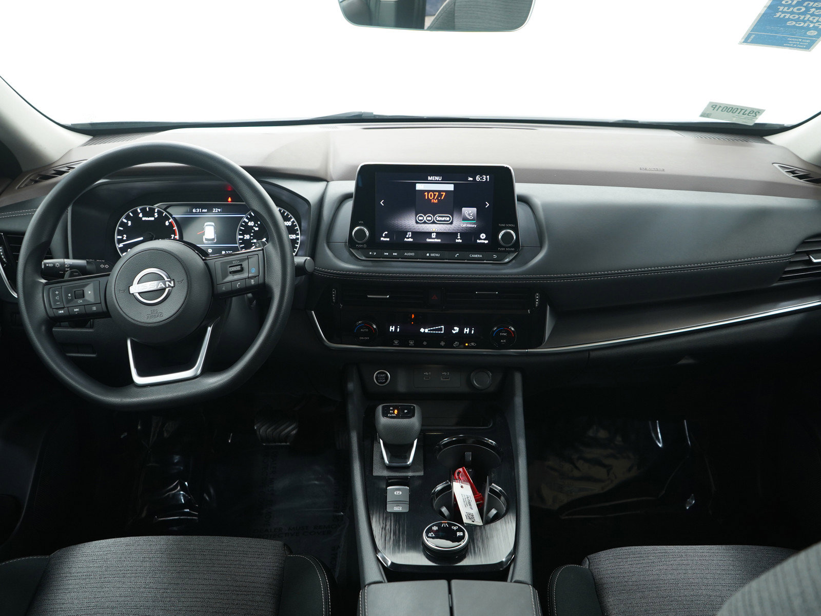 Used 2022 Nissan Rogue SV image 15